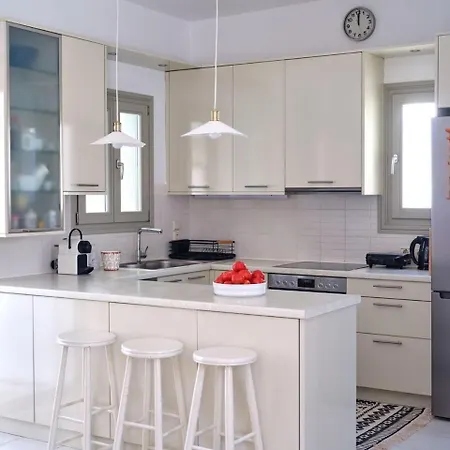 The Sunset Nest Apartment Naousa (Paros)