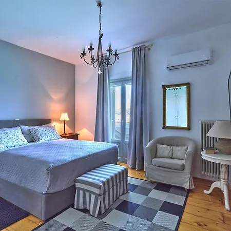 The Sunset Nest Naousa (Paros)