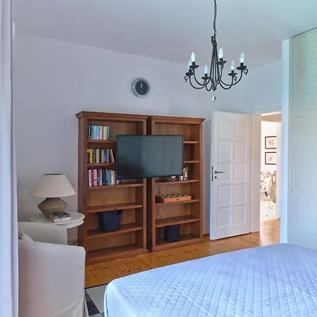 The Sunset Nest Apartment Naousa (Paros)