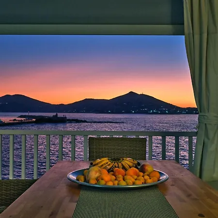 The Sunset Nest * Naousa (Paros)