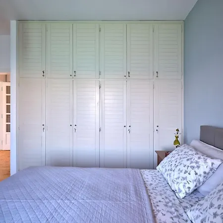 The Sunset Nest * Naousa (Paros)