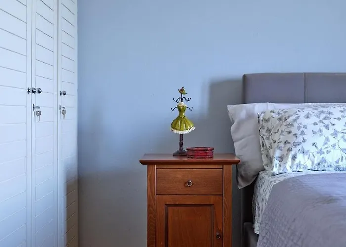 The Sunset Nest * Naousa (Paros)