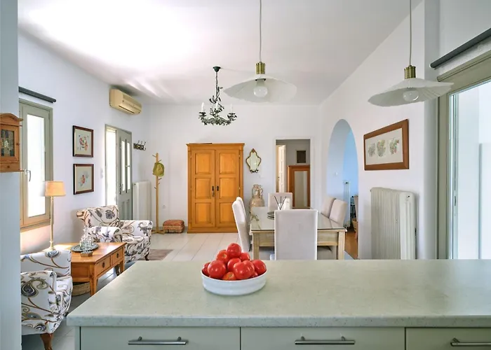 The Sunset Nest Naousa (Paros)