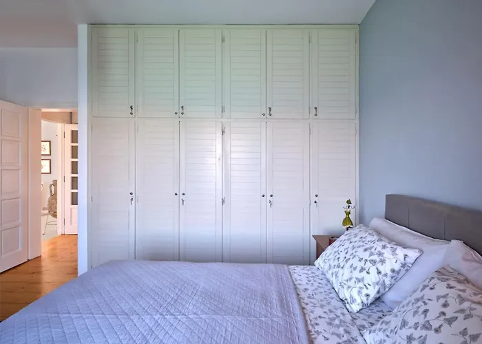 The Sunset Nest * Naousa (Paros)